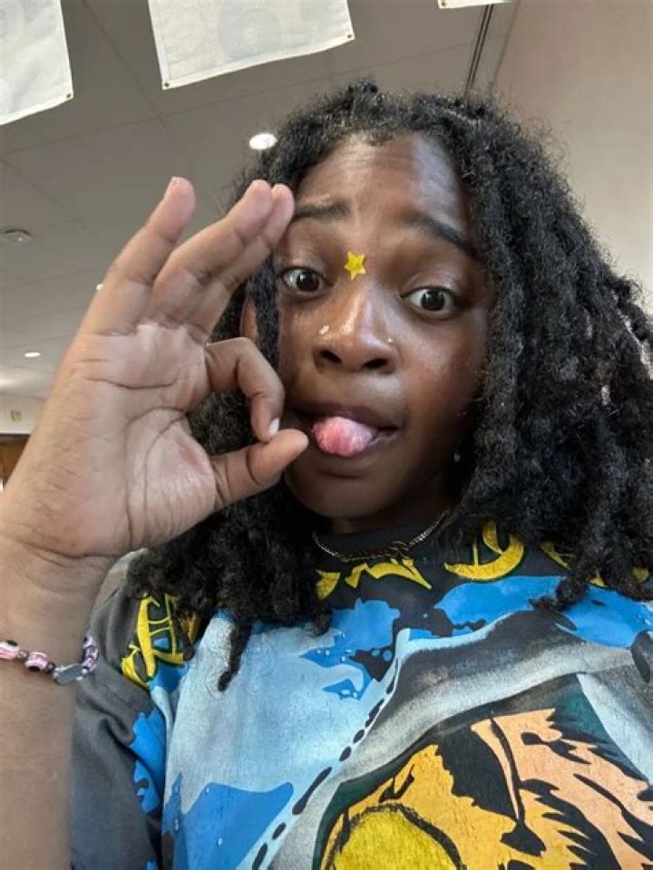 757cece Biography - Facts, Childhood, Family Life & Achievements