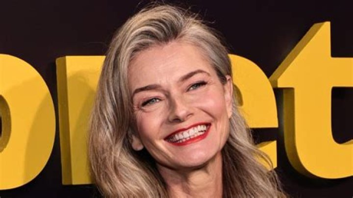 '80s Icon Paulina Porizkova Looks 20 Years Younger in Swimsuit Vacation Pics