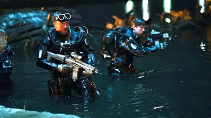 A turgid thriller with an awesome title sends out a Netflix distress signal