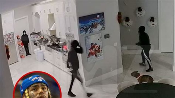 Akon Receives Support After Addressing Tekashi 69’s ‘Snitching’ Situation