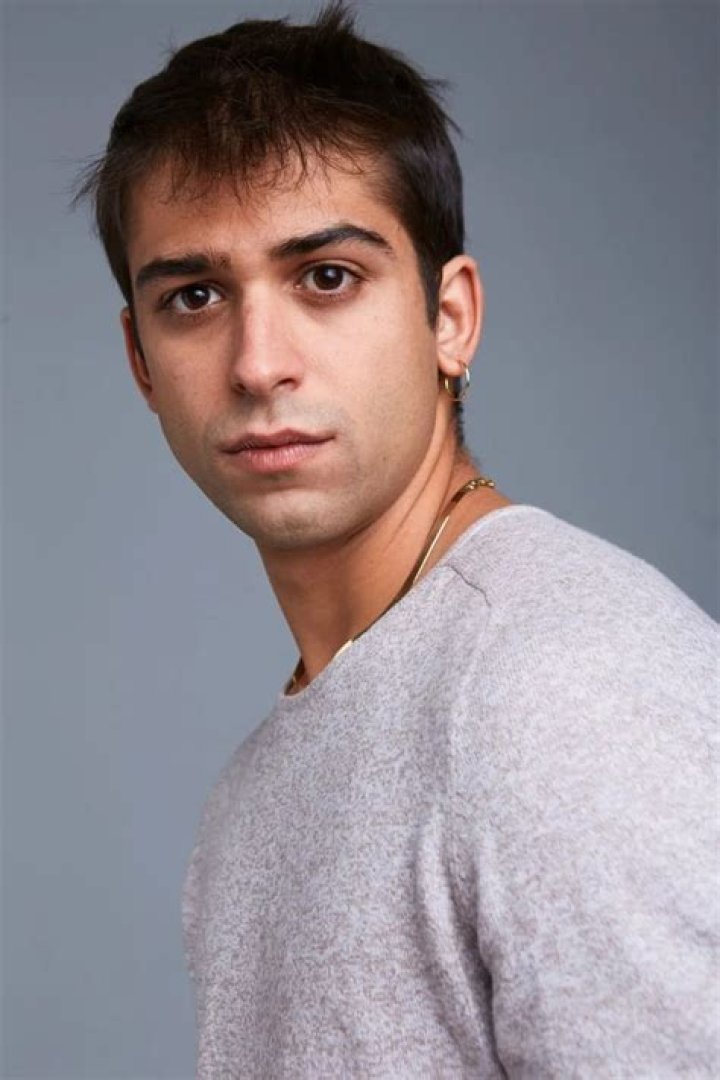 Actor Albert Salazar Wiki, Age, Girlfriend, Height, Parents & Facts