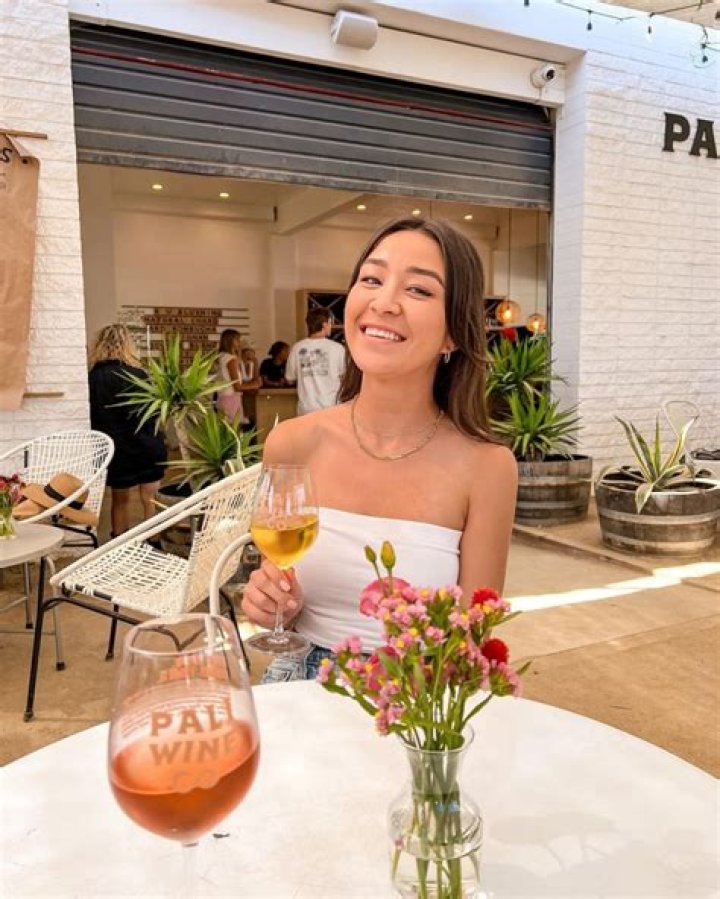 Alexandria Herring Apology Video On TikTok: Cheated On Will Thayer With Ned