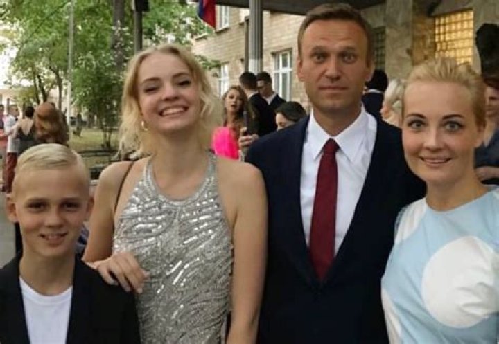 Meet Daria Navalnaya and Zahar Navalny