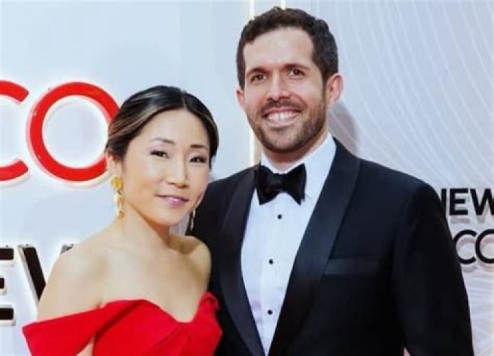 Is Alison Lee in a relationship?