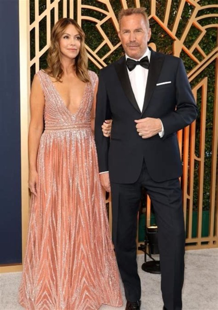 Alli Simpson Height Weight Body Measurements Age Facts Family Bio