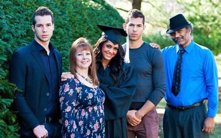 Andrew Tate family, parents, sibings, girlfriend, children