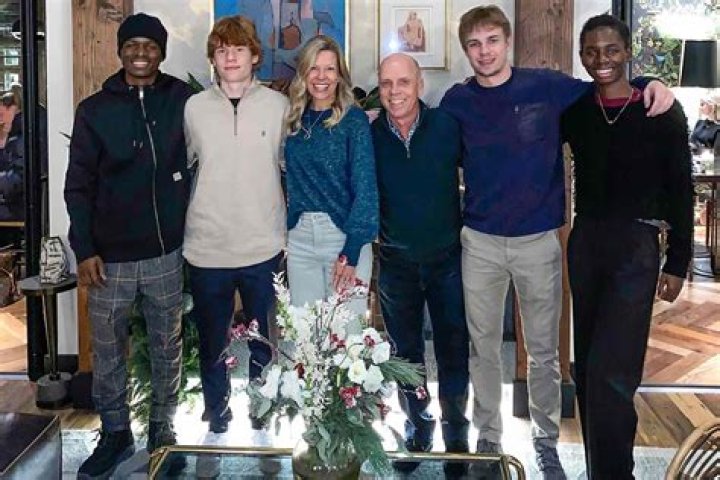 Antonio Hamilton family, wife, children, parents, siblings