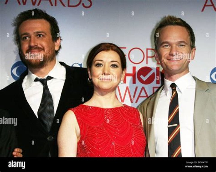 Are Jason Segel And Alyson Hannigan Friends In Real Life?