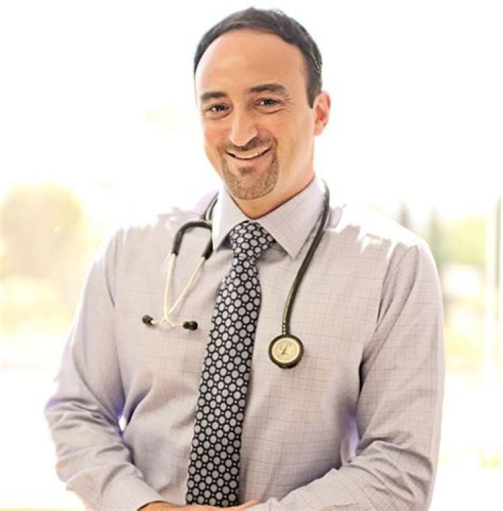 Dr. Arthur Karaguezian, MD – Northridge, CA