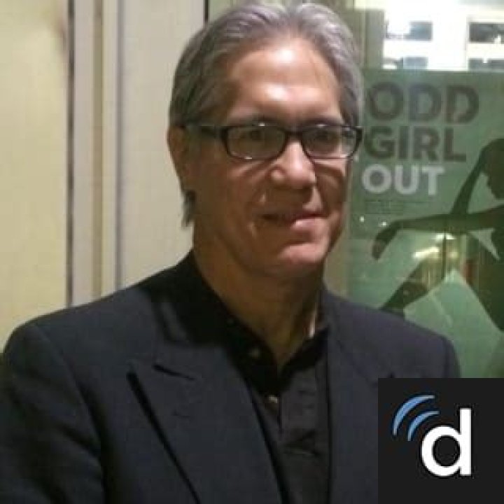 Dr. Arthur Santiago, MD – Rahway, NJ