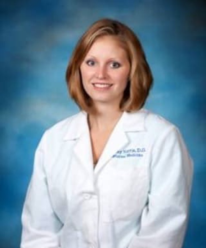 Dr. Ashley (Wallace) Norris, DO – Bowling Green, KY