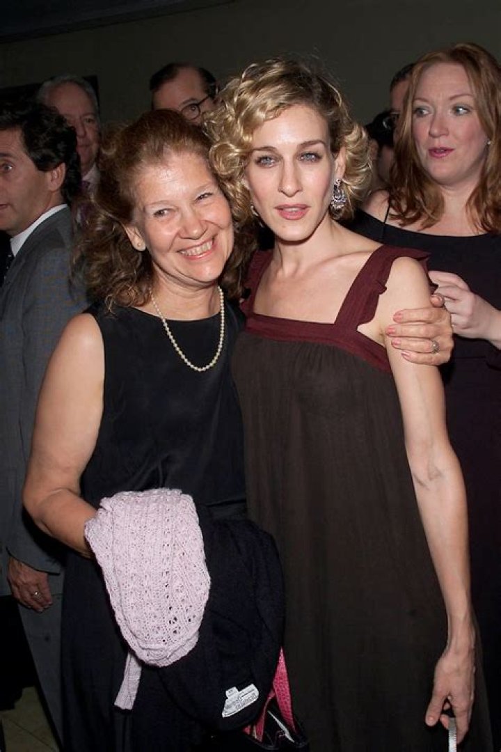 Who is Sarah Jessica Parker's mother?