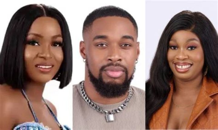 
BBNaija S7 : Hermes has two girlfriends outside, Chomzy told Biggie 