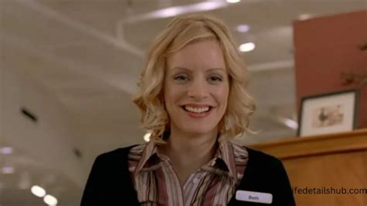 Beth Skipp Bio, Wiki, Age, Height, Husband, Son, Family and Net Worth