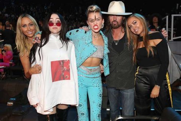 Billy Ray Cyrus children: Trace Cyrus, Braison Cyrus, Brandi Cyrus,Christopher Cody, Noah Cyrus, Miley Cyrus,