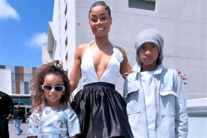 Blac Chyna’s Fans Support Her In Her Feud With Rob Kardashian Involving Their Daughter, Dream