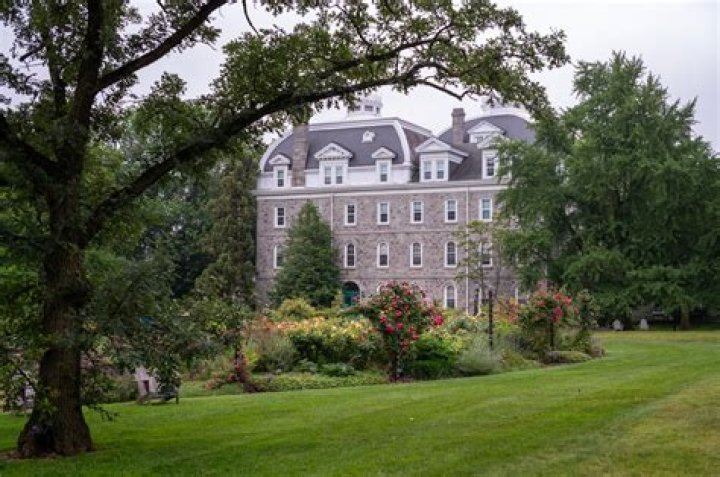 Dr. Bowdoin Smith, DO – Carthage, TN