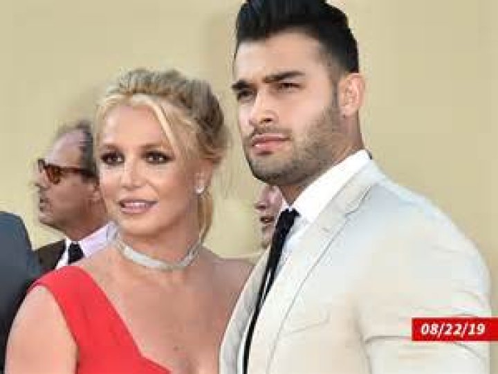 Britney Spears’ Boyfriend Sam Asghari Defends Her From Online Bullies, Says They Support Each Other