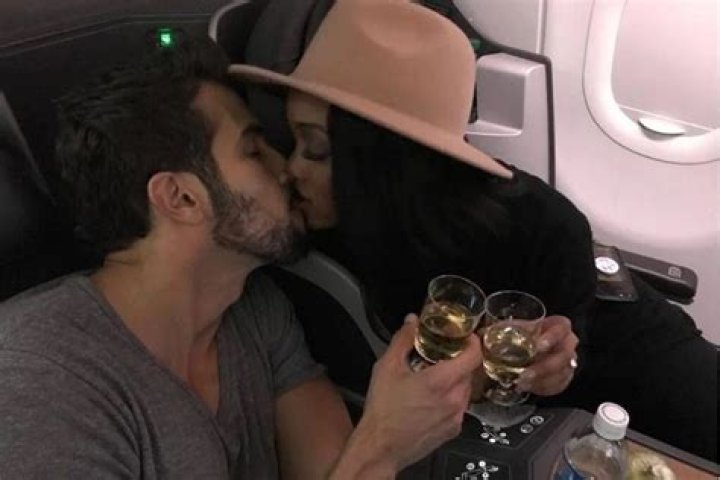 Bryan Abasolo Claps Back At The ‘Disgusting’ Comments Rachel Lindsay Gets On Her Platform!