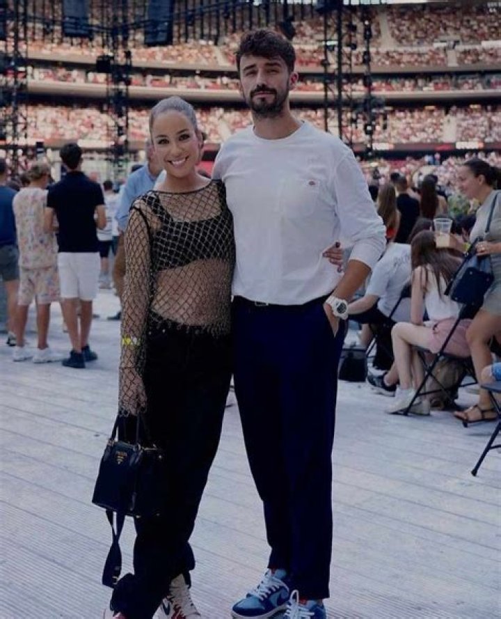 Carlota Ciganda partner or husband: Is Carlota Ciganda married?