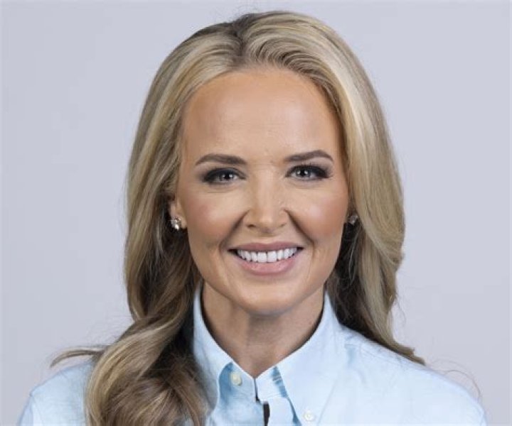 Carolyn Manno – Biography, Net Worth, Career Accomplishments