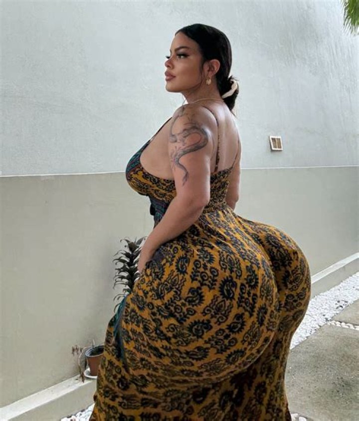 Cat Burns (Blower) Wiki, Bio, Age, Height, Weight, Boyfriend, Net Worth, Early Life, Facts