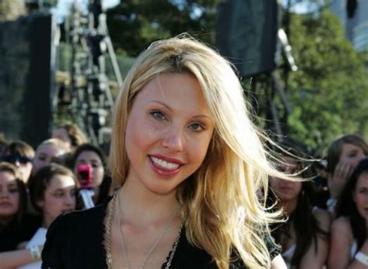 Chloe Lattanzi net worth 2022