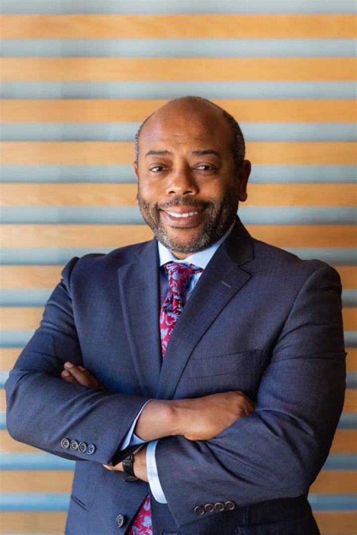 Dr. Chris Threatt, MD – Redwood City, CA