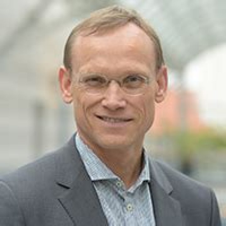 Dr. Christoph Correll, MD – Glen Oaks, NY