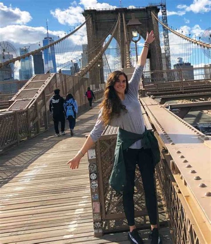 Cierra Mistt Height, Weight, Net Worth, Age, Birthday, Wikipedia, Who, Instagram, Biography