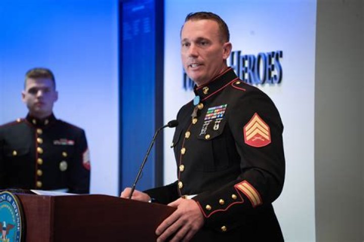 Dakota Meyer Biography - Facts, Childhood, Family Life & Achievements