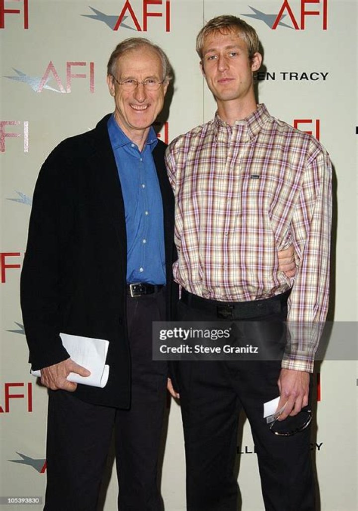 
Dalia Cromwell Height, Weight, Net Worth, Age, Birthday, Wikipedia, Who, Nationality, Biography 