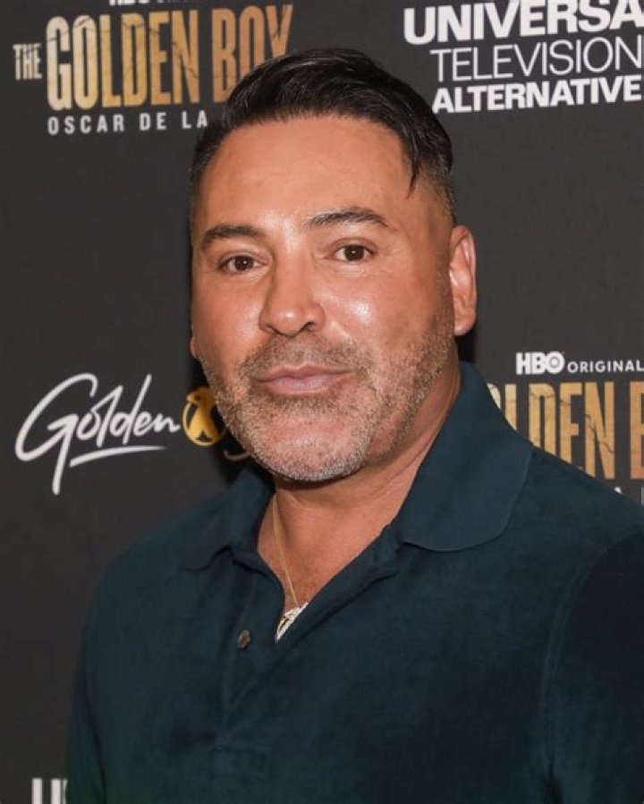 Dana White Pokes Fun At Oscar De La Hoya – Says ‘Cocaine Isn’t Cheap’