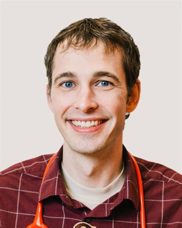 Dr. Daniel Neumann, MD – Suffolk, VA