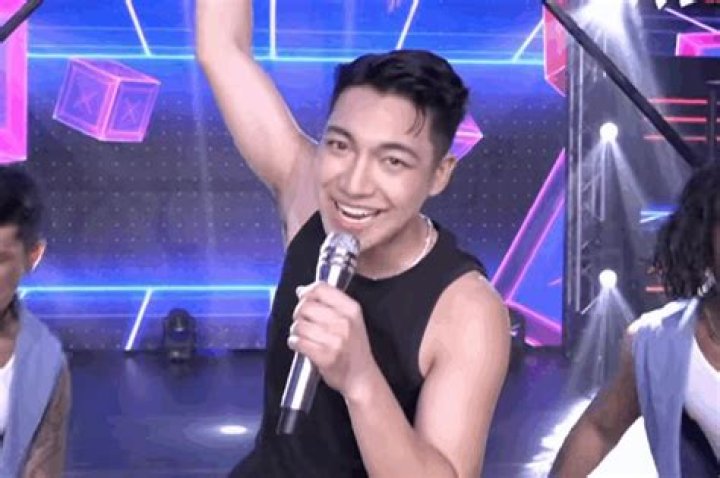 Darren Espanto Biography - Facts, Childhood, Family Life & Achievements