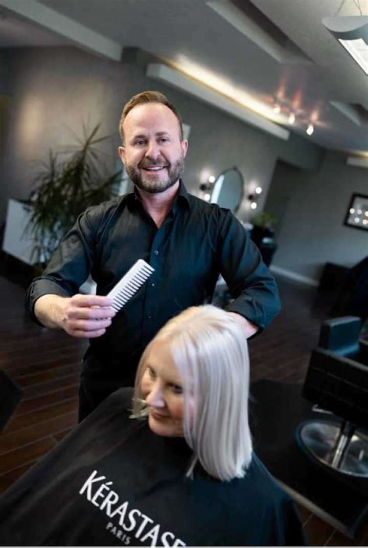 Denise Henry Obituary- hairstylist with The GlossGenius and cosmetologist,