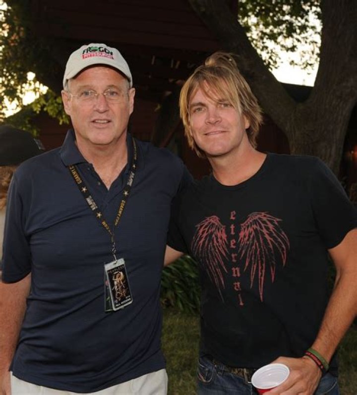 Did Scott And Andrea Swift Divorce? – Celebrity