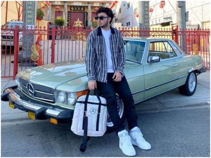 Did Zack Bia go to college?