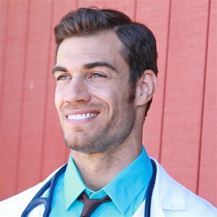 Dr. Evan Antin – Bio, Facts, Family Life
