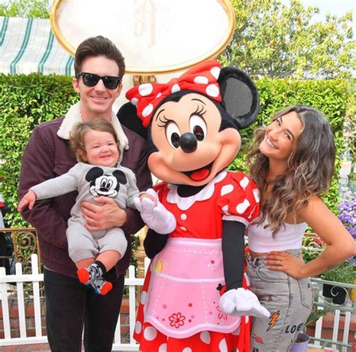 Drake Bell Wife; Meet Janet Von Schmeling