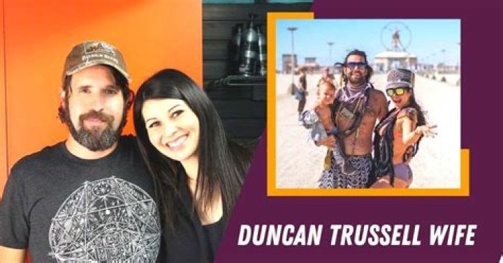 Duncan Trussell: Wife, net worth, tattoos, smoking & body facts