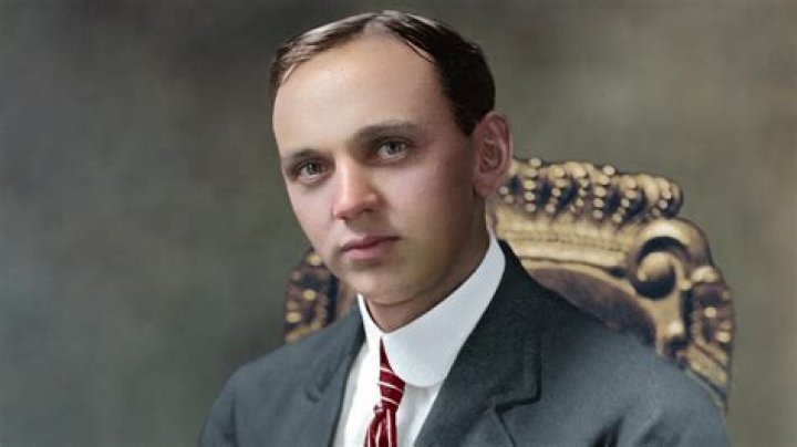 Edgar Cayce Biography – Facts, Childhood, Family Life, Career, & Achievements