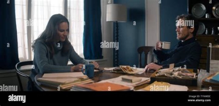 Elizabeth Chomko Drama What They Had Recruits Hilary Swank And Michael Shannon