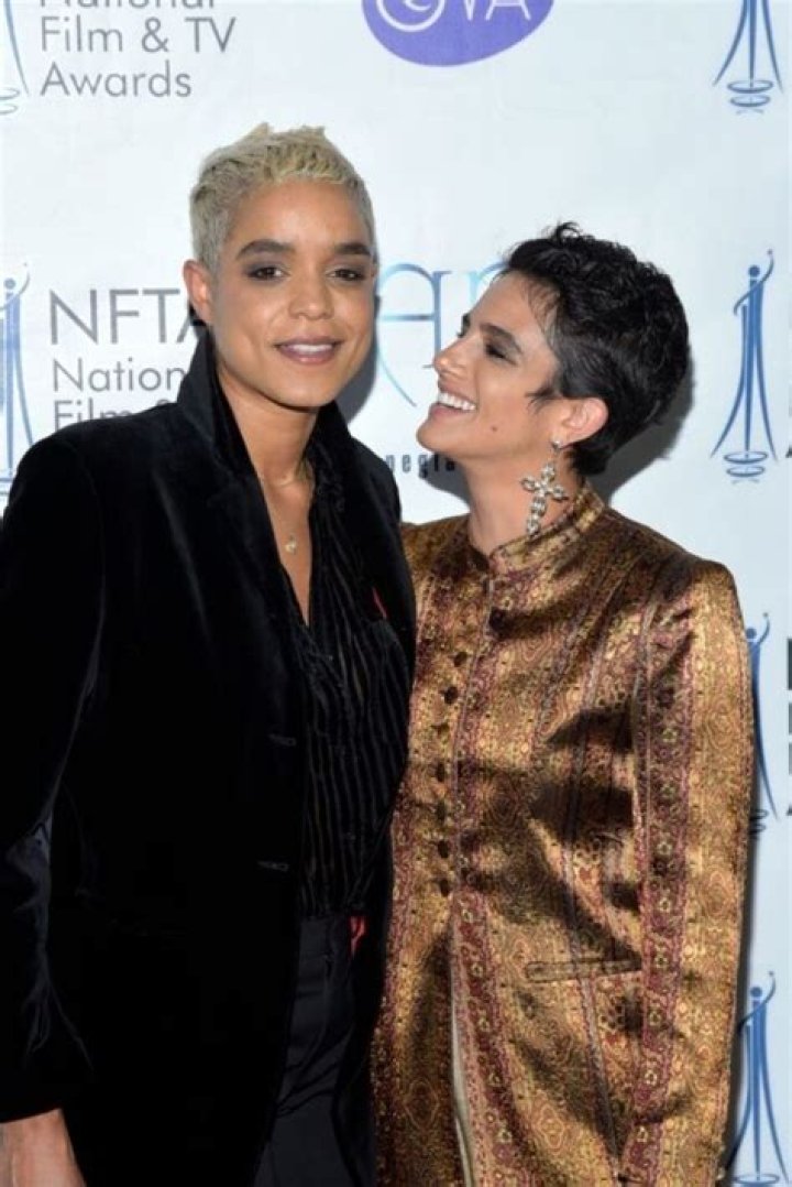 Elizabeth Ludlow Wiki, Girlfriend, Age, Height & Parents