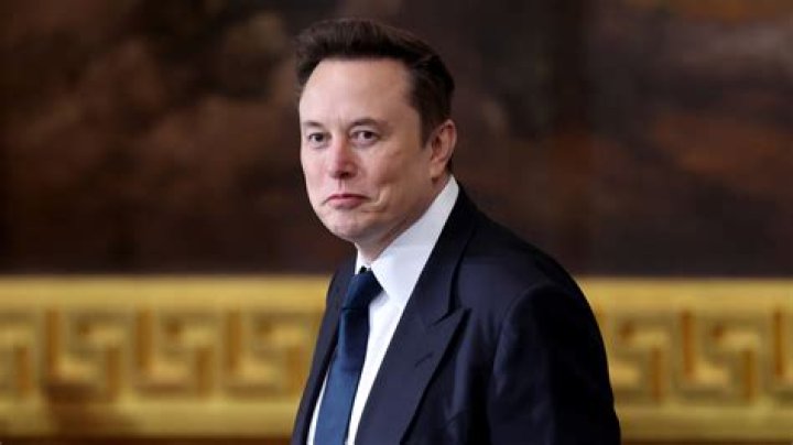 Elon Musk’s new plan for Twitter policy is straight from the ‘Old School RuneScape’ playbook