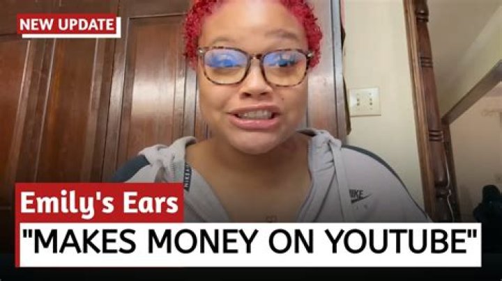 Emily’s Ears (Emily Moore) – Bio, Facts, Family Life, Career