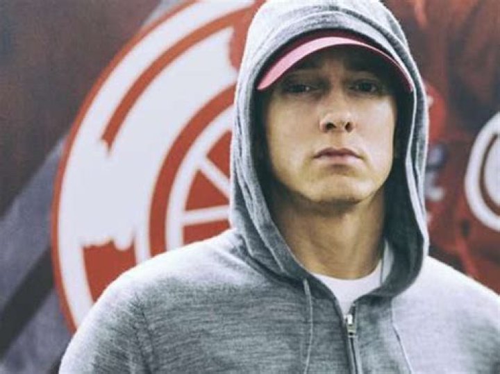 Eminem’s Deluxe Album Drops – Fans Praise It