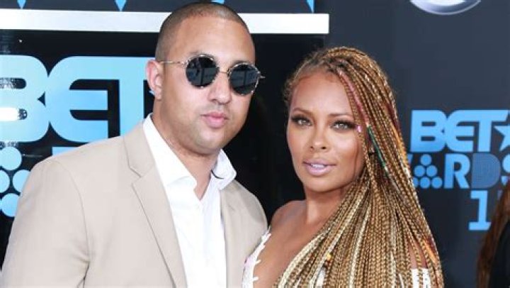 Eva Marcille Flaunts Her Love For Mike Sterling – See The Photo Session