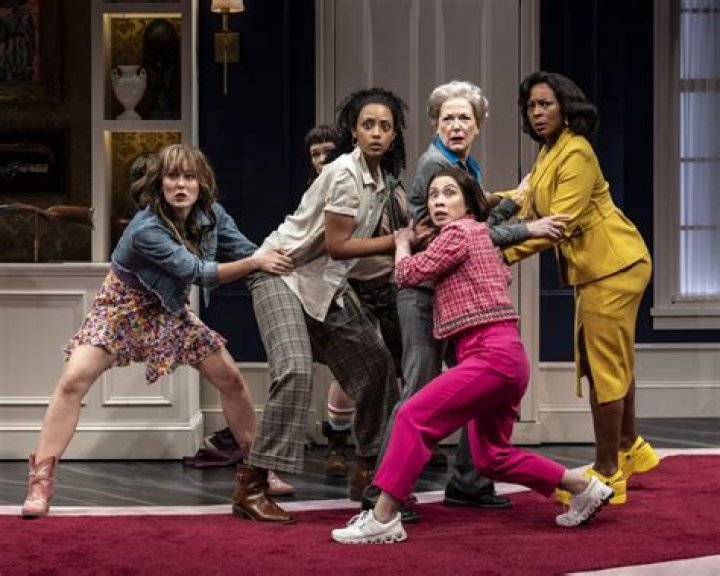 Everything To Know About Selina Fillinger, The POTUS Broadway Cast