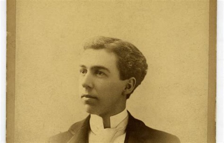 Frank Lloyd Wright Biography - Facts, Childhood, Family Life & Achievements